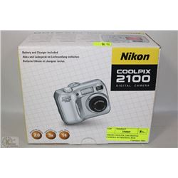 NIKON COOLPIX 2100 DIGITAL CAMERA IN ORIGINAL BOX
