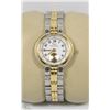 Image 1 : VINTAGE OSCAR DE LA RENTA CLASSIC LADY WATCH