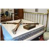 Image 1 : DELUXE KING SIZE BRASS BEDFRAME