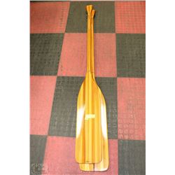 PAIR OF VINTAGE OARS ON CHOICE