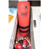 Image 1 : EVERLAST 50LB HEAVY BAG WITH THREE PAIRS OF