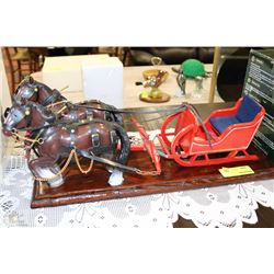 HORSE AND CARRIAGE ORNAMENT