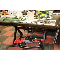 SHOWHOME WOOD GRAIN STYLE FINISH BAR HEIGHT TABLE