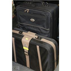 LOT OF 2 TRAVEL LUGGAGES BOTH ARE ON WHEELS FOR