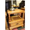 Image 1 : VILAS MAPLE SINGLE DRAWER NIGHT STAND