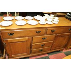 VILAS MAPLE SIDEBOARD