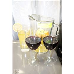 SHOWHOME  GLASS LEMONADE AND WINE DISPLAY