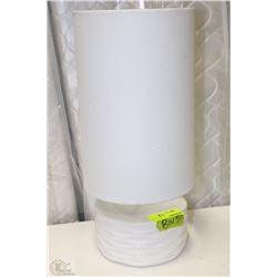 SHOWHOME WHITE LAMP