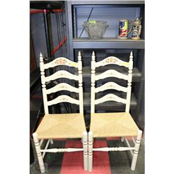 PAIR OF ESTATE WHITE/GOLD TRIM SIDECHAIRS