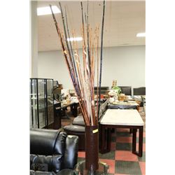 SHOWHOME METAL VASE WITH DECORATIVE BAMBOO