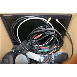 BOX WITH TOSHIBA 19" TV WITH COMPUTER SPEAKERS AND