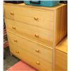 Image 5 : PINE 4 PC BEDROOM FURNITURE SET