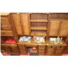 Image 1 : VILAS MAPLE DESK WITH HUTCH AND 2 VILAS SIDE