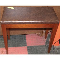 WOOD AND LEATHER COVERED BENCH STOOL
