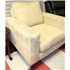Image 1 : MICROFIBER PARLOUR CHAIR