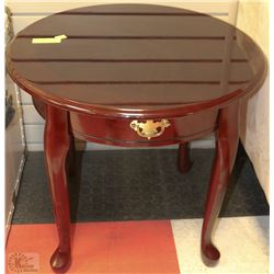 CHERRYWOOD FINISH ROUND COFFEE ACCENT TABLE
