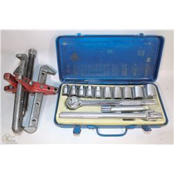 GEAR PULLER + SOCKET SET