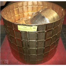 ROUND GOLD TIN CAN WITH GLASS HANGING ORNAMENTS