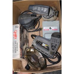 BOX WITH ASSORTED TOOLS INCL WAGNER SPRAYER,