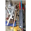 Image 1 : PALLET WITH ASSORTED TOOLS INCLUDING ROOFING