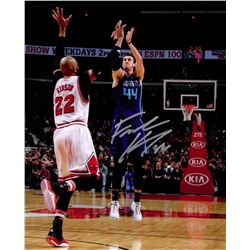 Frank Kaminsky Signed Charlotte Hornets Jump Shot 8X10 Photo