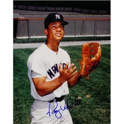 Roy White Signed New York Yankees 8X10 Photo (Blue Sig)