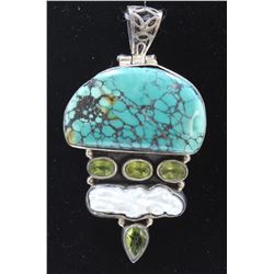 Sterling Silver .925 Turquoise Pendant with light green gem stone 18.60gram