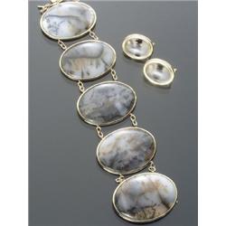 14-Karat Yellow Gold and Moss Agate Two Piece Ensemble, Consisting of: a bracelet having five o...