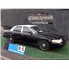 Image 4 : 2010 FORD CROWN VICTORIA ~ 143,896 MILES VIN: 2FABP7BV0AX123537, SEDAN, RWD, V8, 4.6L, BLACK & WHITE