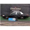 Image 2 : 2010 FORD CROWN VICTORIA ~ 123,129 MILES VIN: 2FABP7BV0AX112912, SEDAN, RWD, V8, 4.6L, BLACK & WHITE