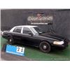 Image 4 : 2010 FORD CROWN VICTORIA ~ 138,908 MILES VIN: 2FABP7BV0AX136644, SEDAN, RWD, V8, 4.6L, BLACK & WHITE