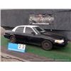 Image 4 : 2008 FORD CROWN VICTORIA ~ 097,602 MILES VIN: 2FAFP71V38X128020, SEDAN, RWD, V8, 4.6L, BLACK & WHITE