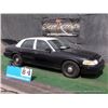 Image 4 : 2010 FORD CROWN VICTORIA ~ 140,104 MILES VIN: 2FABP7BVXAX129460, SEDAN, RWD, V8, 4.6L, BLACK & WHITE