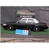 Image 2 : 2009 FORD CROWN VICTORIA ~ 153,540 MILES VIN: 2FAHP71V19X112571, SEDAN, RWD, V8, 4.6L, BLACK & WHITE
