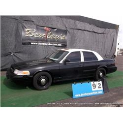 2009 FORD CROWN VICTORIA ~ 118,819 MILES VIN: 2FAHP71V69X112582, SEDAN, RWD, V8, 4.6L, BLACK & WHITE