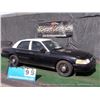 Image 4 : 2010 FORD CROWN VICTORIA ~ 143,395 MILES VIN: 2FABP7BV8AX136634, SEDAN, RWD, V8, 4.6L, BLACK & WHITE