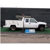 Image 5 : 1997 CHEVROLET C/K 3500 PICKUP 4WD ~ 122,015 MILES VIN: 1GCHK39J4VF043979, UTILITY BED, HITCH, 4WD, 