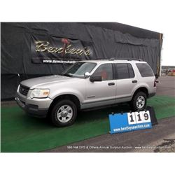 2006 FORD EXPLORER 4WD ~ 115,981 MILES VIN: 1FMEU72E86UB38281, SUV, 4WD, V6, 4.0L, GREY, WINDSHIELD 