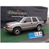 Image 1 : 2002 CHEVROLET BLAZER 4WD ~ 129,485 MILES VIN: 1GNDT13W62K205366, SUV, 4WD, V6, 4.3L, TAN, WINDSHIEL