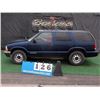 Image 2 : 1998 CHEVROLET BLAZER 4WD ~ 121,928 MILES VIN: 1GNDT13W6W2279229, SUV, 4WD, V6, 4.3L, BLUE, ROCK CHI