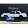 Image 2 : 2003 FORD CROWN VICTORIA ~ 94,019 MILES VIN: 2FAFP71W53X187152, SEDAN, RWD, V8, 4.6L, WHITE, AC COLD