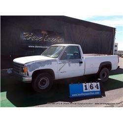 1992 CHEVROLET C/K 2500 PICKUP ~ 169,585 MILES VIN: 1GCGC24K2NE175986, PICKUP, RWD, V8, 5.7L, WHITE,