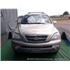 Image 3 : 2003 KIA SORRENTO ~ 169,369 MILES VIN: KNDJC7337335090278, WINDSHIELD ROCK CHIP, A/C COLD, EMPTY TAN