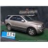 Image 4 : 2003 KIA SORRENTO ~ 169,369 MILES VIN: KNDJC7337335090278, WINDSHIELD ROCK CHIP, A/C COLD, EMPTY TAN