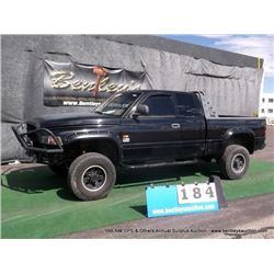 2000 DODGE RAM PICKUP 2500 4WD ~ 152,871 MILES VIN: 1B7KF23W5YJ122216, PICKUP, 4WD, V10, 8.0L, BLACK