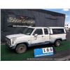 Image 1 : 1987 FORD RANGER ~ 98,814 MILES VIN: 1FTCR14A3HPB13682, PICKUP, RWD, I4, 2.3L, WHITE, WINDSHIELD CRA