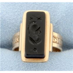 Vintage Coat of Arms Signet Ring