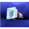 Image 2 : 10ct Aquamarine and Diamond Ring