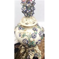 Antique c1880 Fine Dresden Porcelain Gilt Lamp w. Violet Flowers & Cupids 27" inches