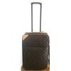 Image 2 : Louis Vuitton Suitcase: Carry-On Size